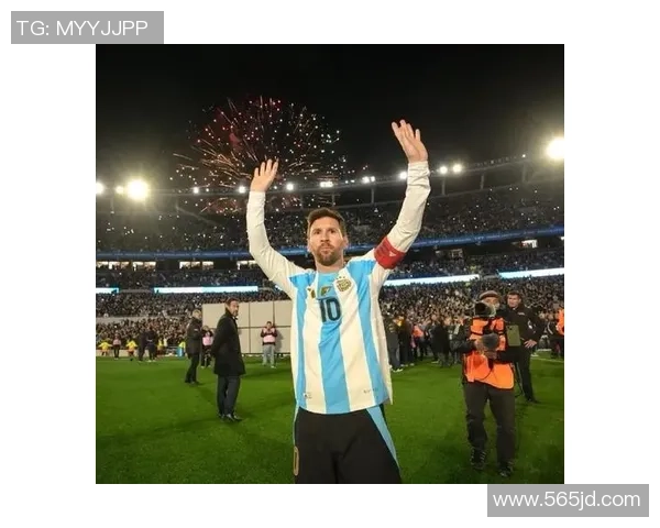 梅西迷弟为偶像疯狂呐喊 他的足球之路如何与梅西相似 梅西迷弟为偶像疯狂呐喊 他的足球之路如何与梅西相似